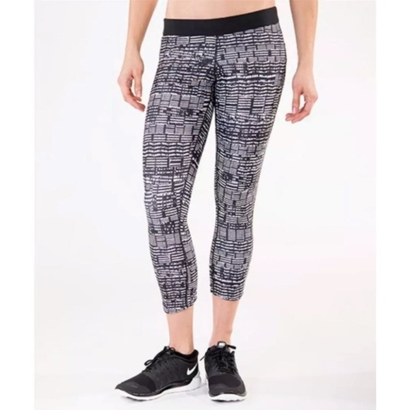 EUC Nike Dri-Fit Relay Print Crop Running Tights - Picture 1 of 8